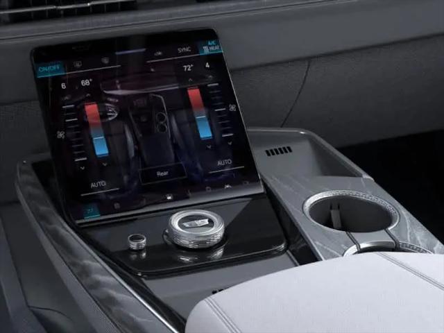 2026 Cadillac Escalade IQ Luxury