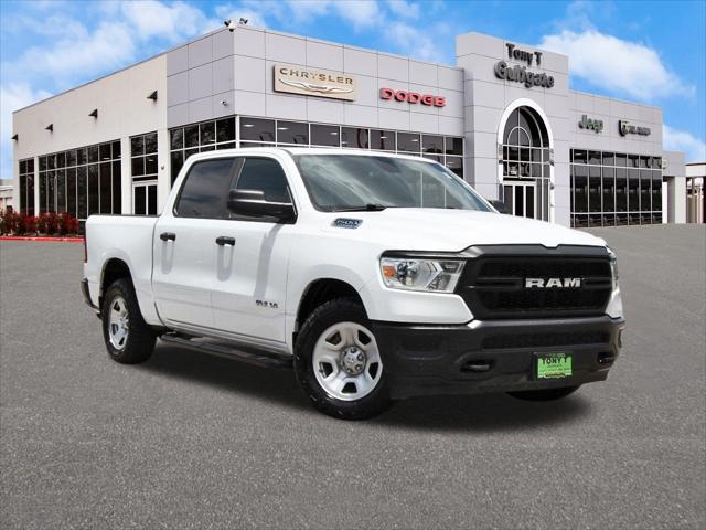 2022 RAM 1500 Tradesman Crew Cab 4x4 57 Box