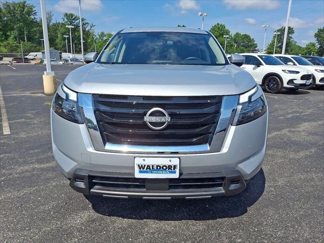 2025 Nissan Pathfinder SV 4WD