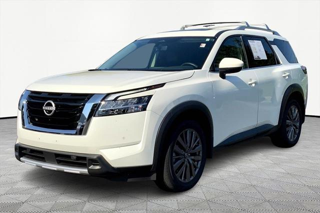 2024 Nissan Pathfinder SL FWD