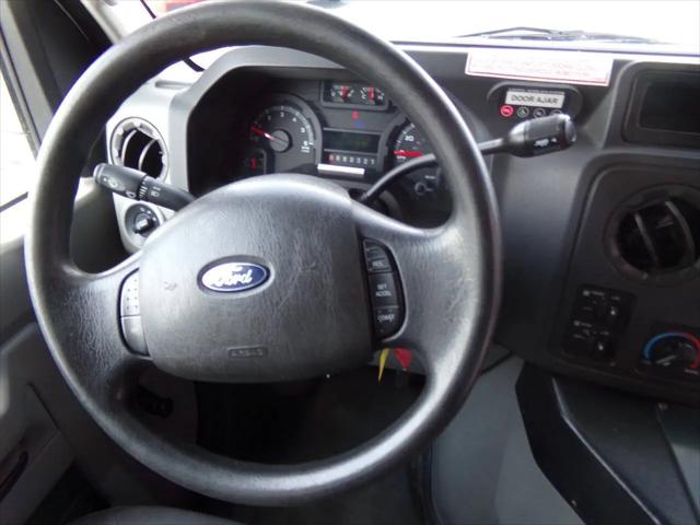 2011 Ford Econoline E-350