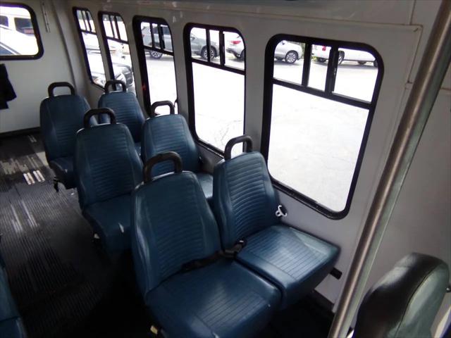 2011 Ford Econoline E-350