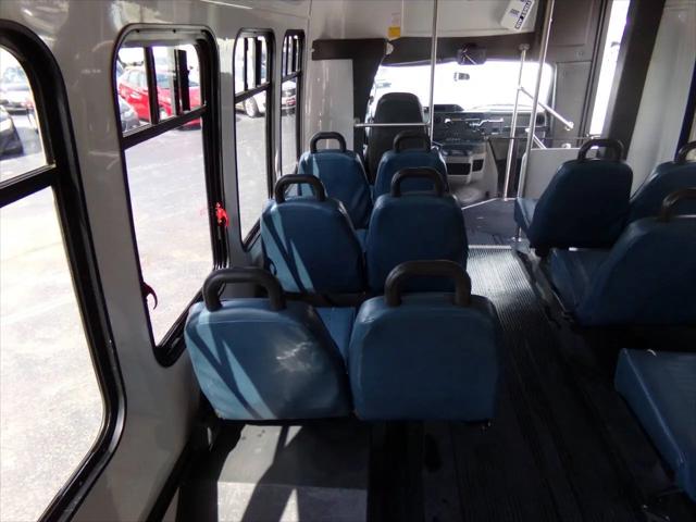2011 Ford Econoline E-350
