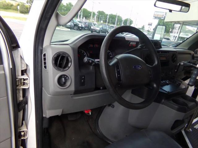 2011 Ford Econoline E-350
