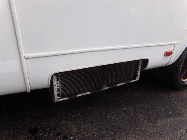 2011 Ford Econoline E-350