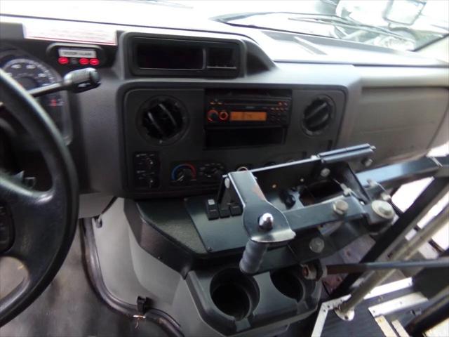 2011 Ford Econoline E-350