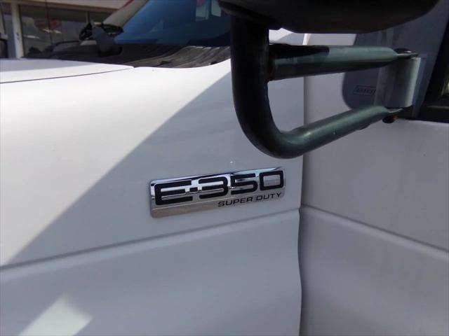 2011 Ford Econoline E-350