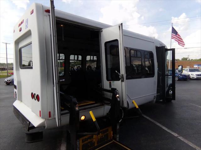 2011 Ford Econoline E-350