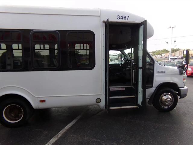 2011 Ford Econoline E-350