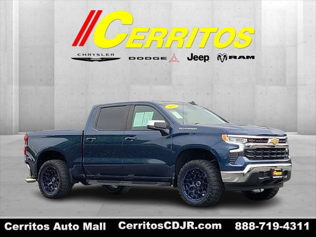 2023 Chevrolet Silverado 1500 2WD Crew Cab Short Bed LT