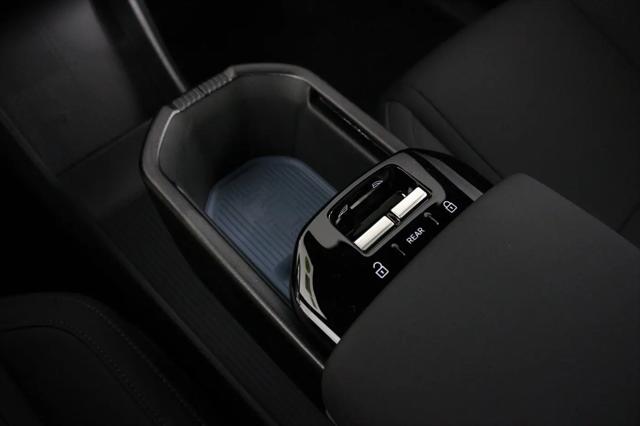2025 Volvo EX30 Plus Twin Motor Performance, Fully electric