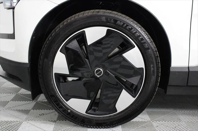 2025 Volvo EX30 Plus Twin Motor Performance, Fully electric