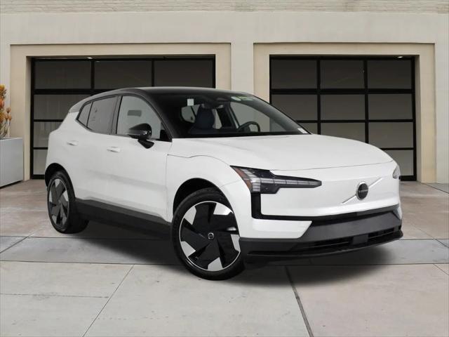 2025 Volvo EX30 Plus Twin Motor Performance, Fully electric