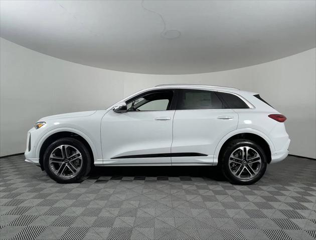 2025 Audi Q5 Premium TFSI quattro S tronic