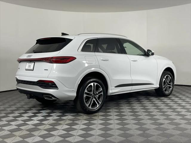 2025 Audi Q5 Premium TFSI quattro S tronic