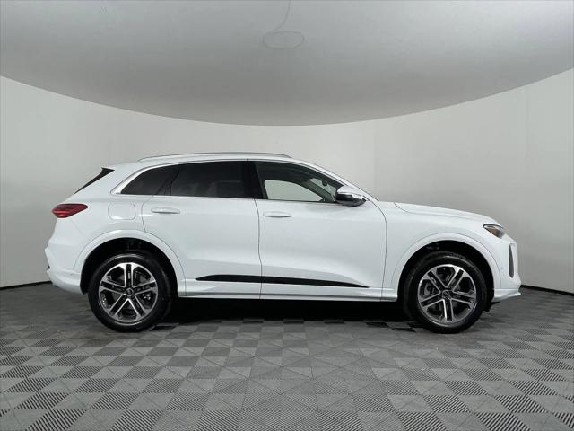 2025 Audi Q5 Premium TFSI quattro S tronic