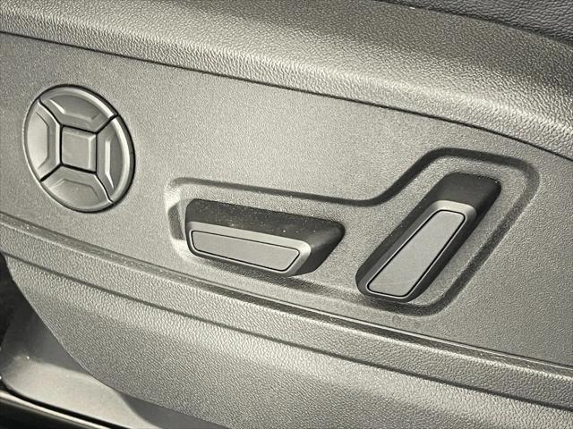 2025 Audi Q5 Premium TFSI quattro S tronic