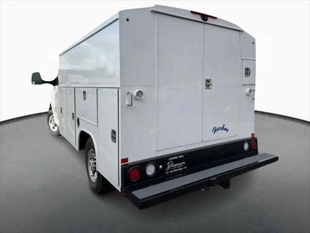 2025 Chevrolet Express Cutaway Work Van