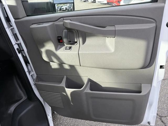 2025 Chevrolet Express Cutaway Work Van