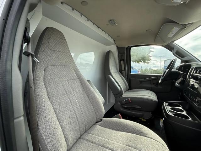 2025 Chevrolet Express Cutaway Work Van