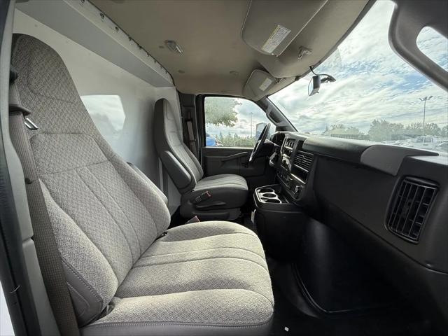 2025 Chevrolet Express Cutaway Work Van
