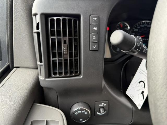 2025 Chevrolet Express Cutaway Work Van