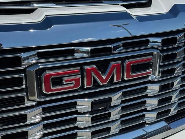 2024 GMC Sierra 3500HD 4WD Crew Cab Long Bed Denali