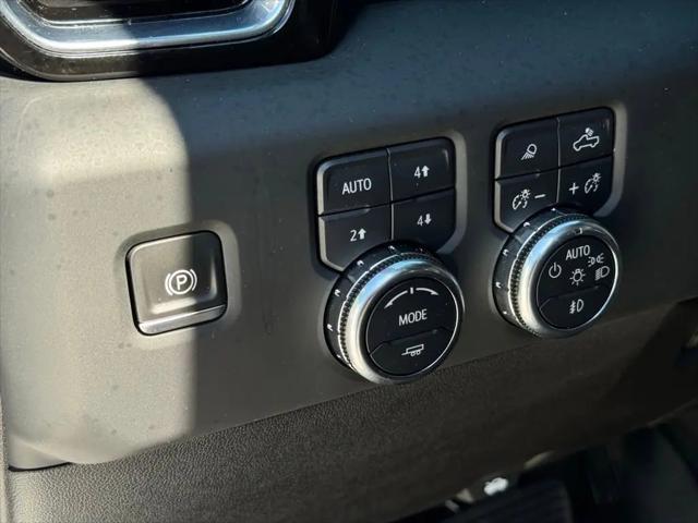 2024 GMC Sierra 3500HD 4WD Crew Cab Long Bed Denali