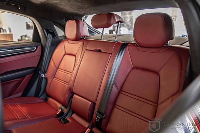 2023 Porsche Cayenne Turbo
