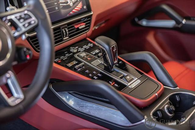 2023 Porsche Cayenne Turbo