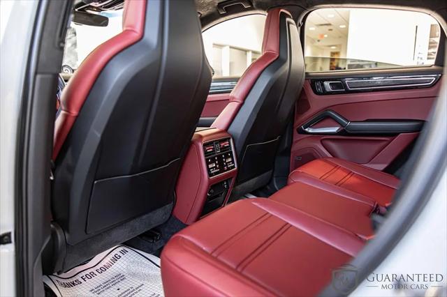 2023 Porsche Cayenne Turbo