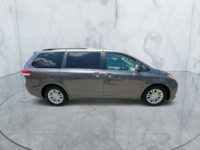 2012 Toyota Sienna Limited V6 7 Passenger