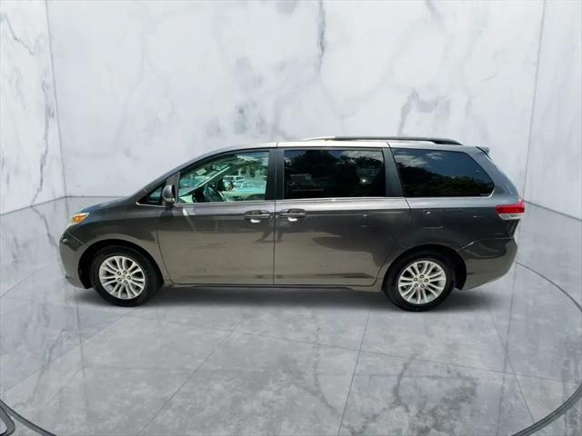 2012 Toyota Sienna Limited V6 7 Passenger