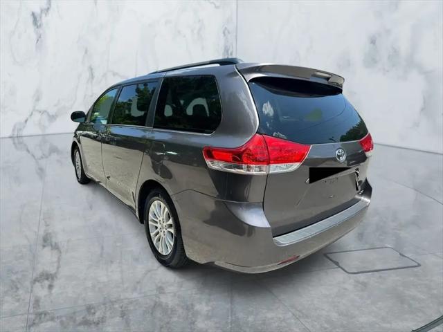 2012 Toyota Sienna Limited V6 7 Passenger