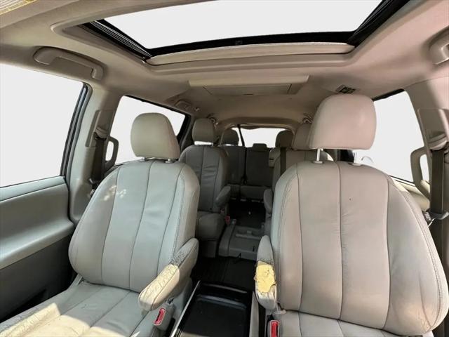 2012 Toyota Sienna Limited V6 7 Passenger