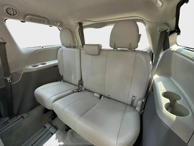 2012 Toyota Sienna Limited V6 7 Passenger