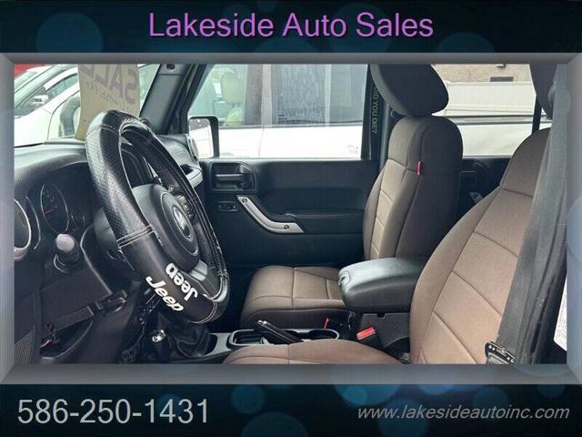 2012 Jeep Wrangler Unlimited Sahara