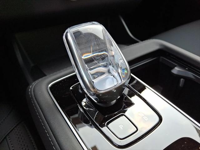 2026 Volvo XC90 Plus, B6 AWD Gas (mild hybrid), Gasoline, Bright, 7 Seats