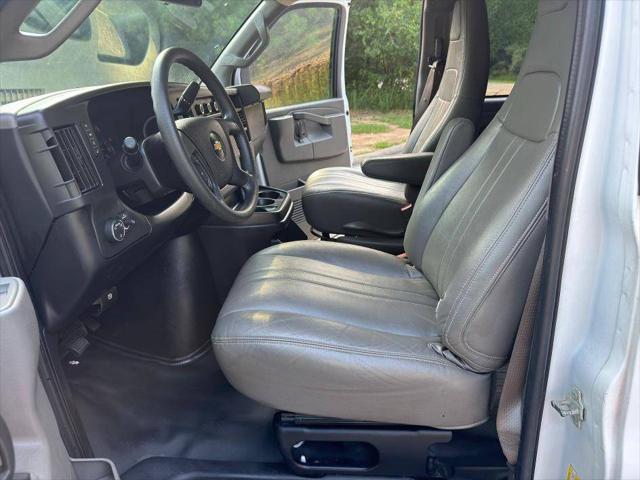 2018 Chevrolet Express LS