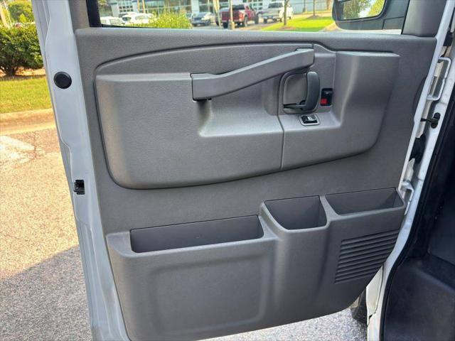2018 Chevrolet Express LS