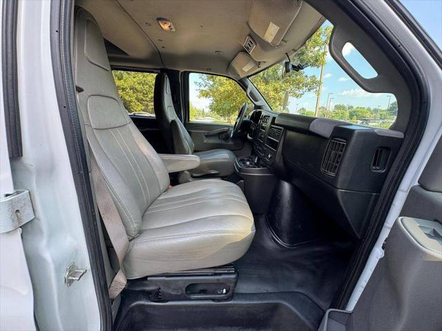 2018 Chevrolet Express LS