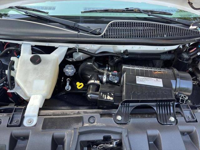 2018 Chevrolet Express LS