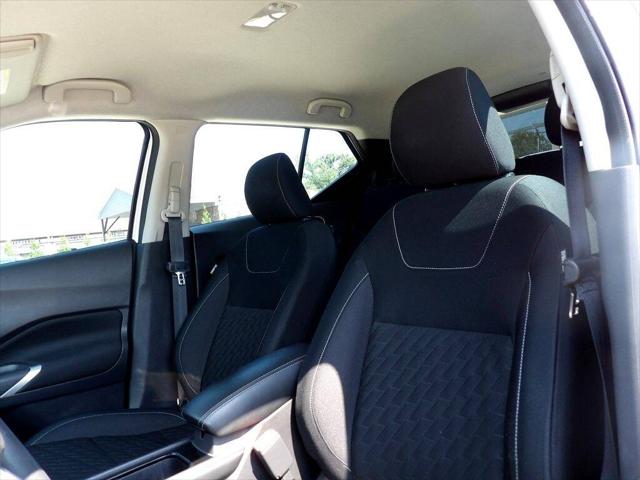 2021 Nissan Kicks SV Xtronic CVT