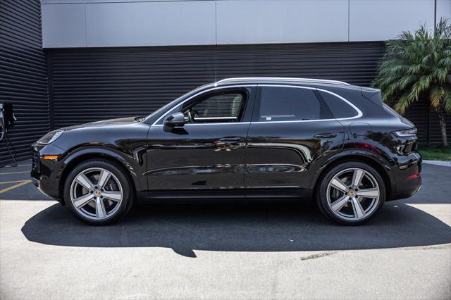 2024 Porsche Cayenne E-Hybrid Unknown