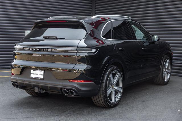 2024 Porsche Cayenne E-Hybrid Unknown