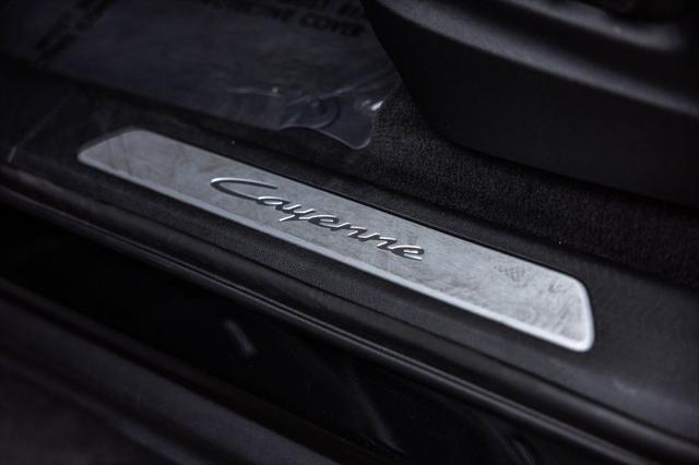 2024 Porsche Cayenne E-Hybrid Unknown