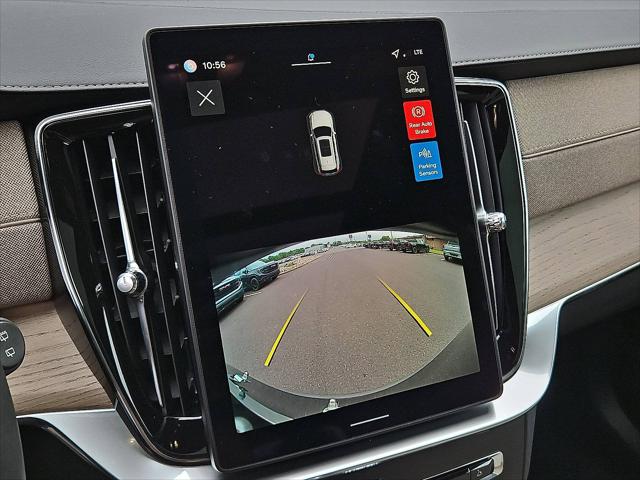 2026 Volvo XC90 Core, B6 AWD Gas (mild hybrid), Gasoline, Bright, 7 Seats