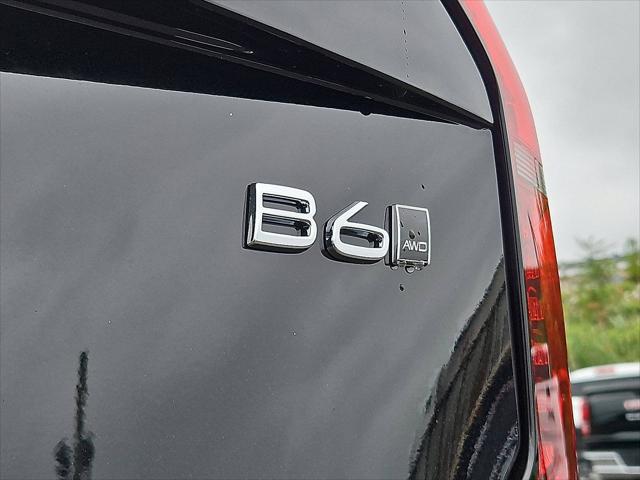 2026 Volvo XC90 Core, B6 AWD Gas (mild hybrid), Gasoline, Bright, 7 Seats