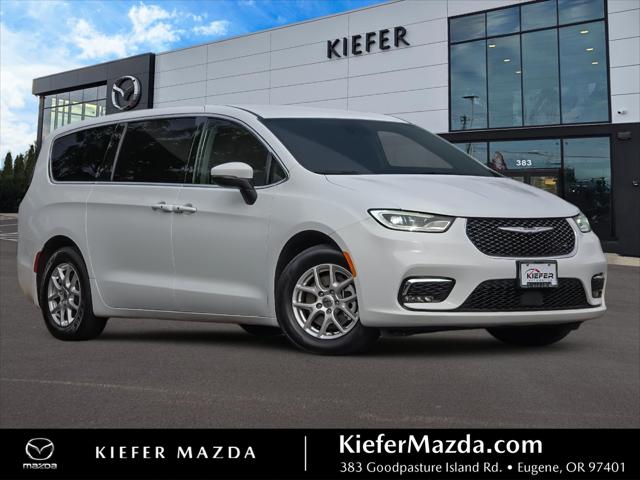2023 Chrysler Pacifica Touring L for sale in Eugene, OR