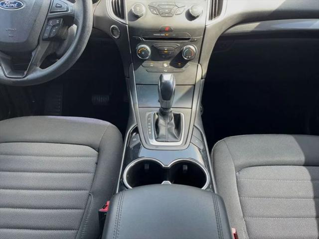 2017 Ford Edge SE